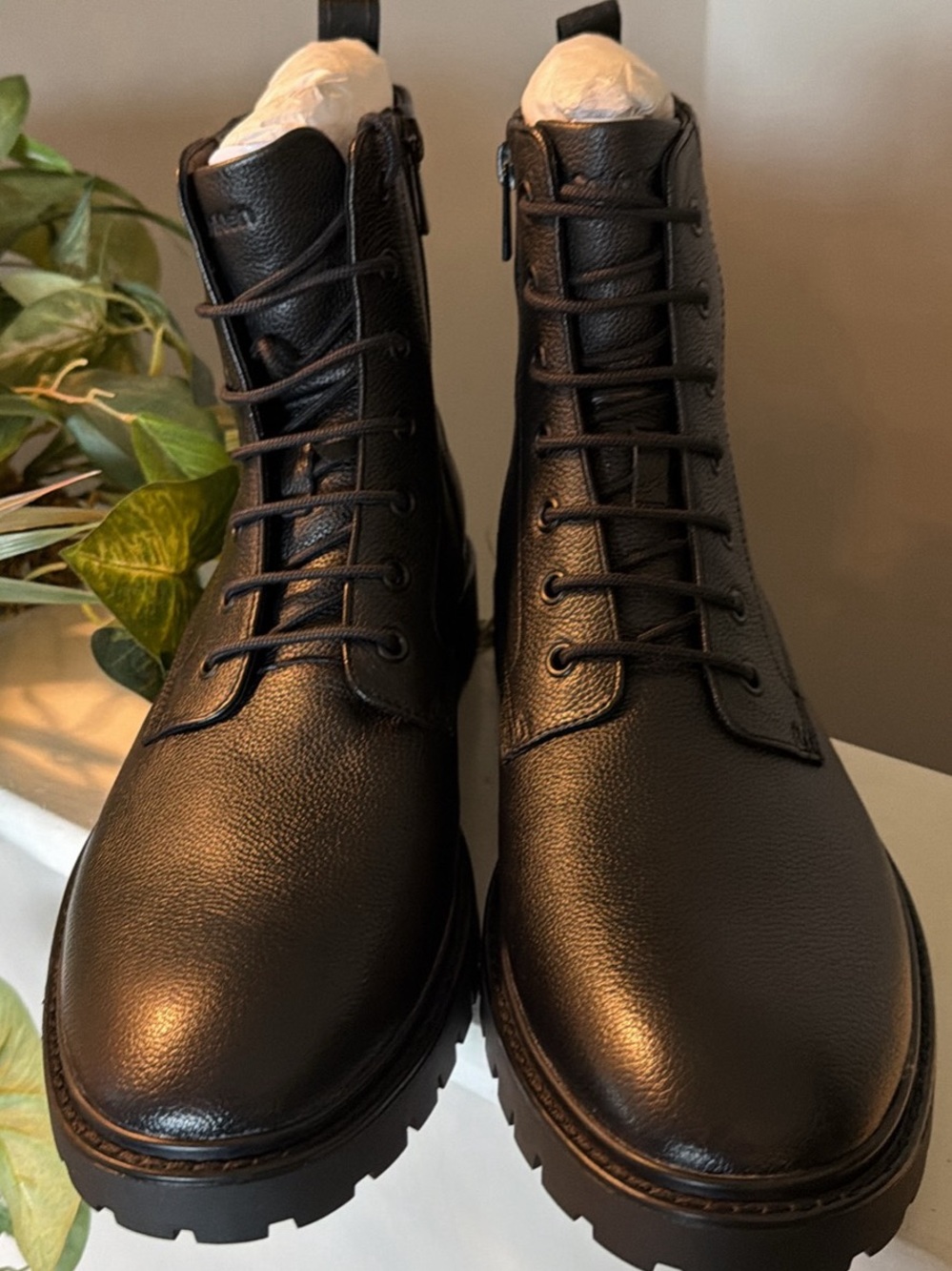 Calvin Klein Black Lealin Leather Combat Boots Size 11!!!🔥🔥🔥🔥